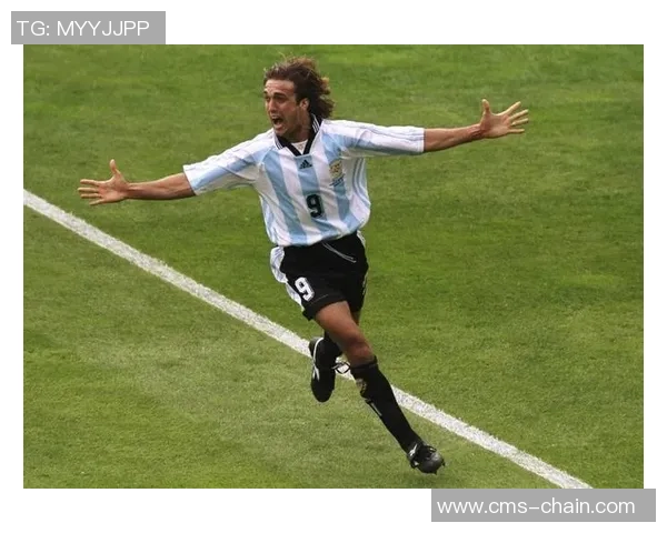 未能登场的传奇足球星：因伤错过巅峰赛季的悔恼与启示